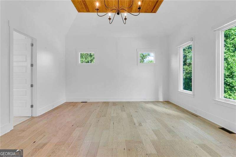 128 Creekview Lane Canton - 45