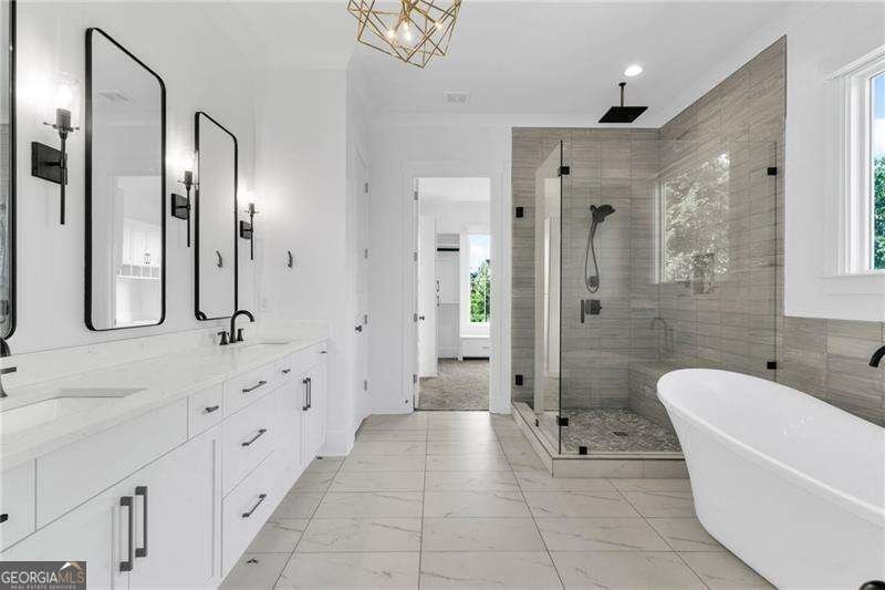 128 Creekview Lane Canton - 48