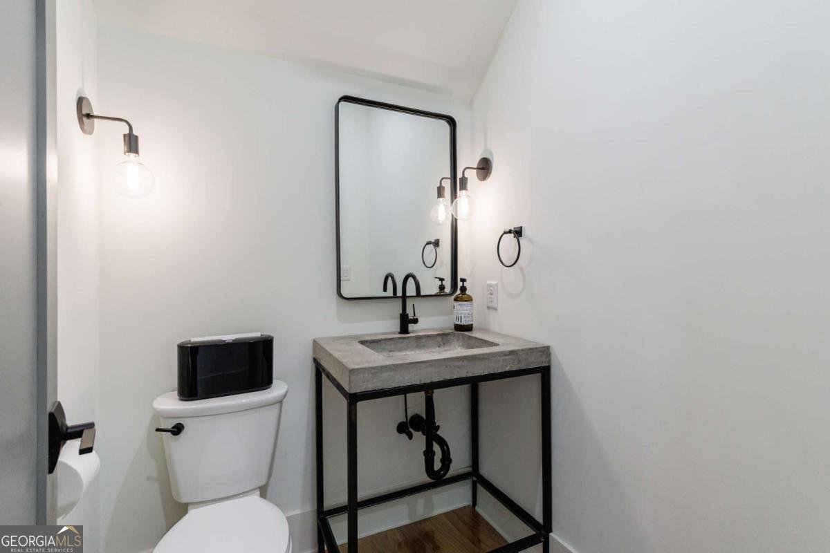 505 Juniper Lane Fayetteville - 22