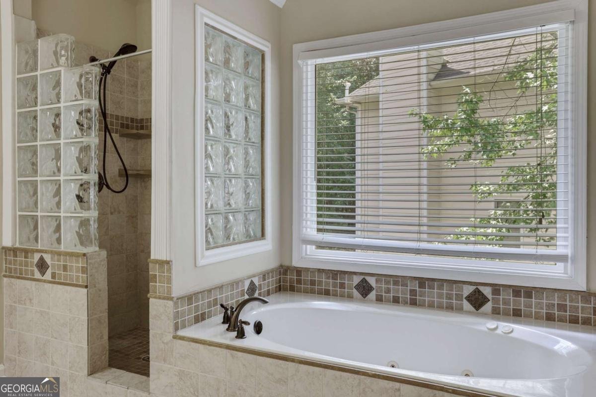 825 River Cove Drive Dacula - 41