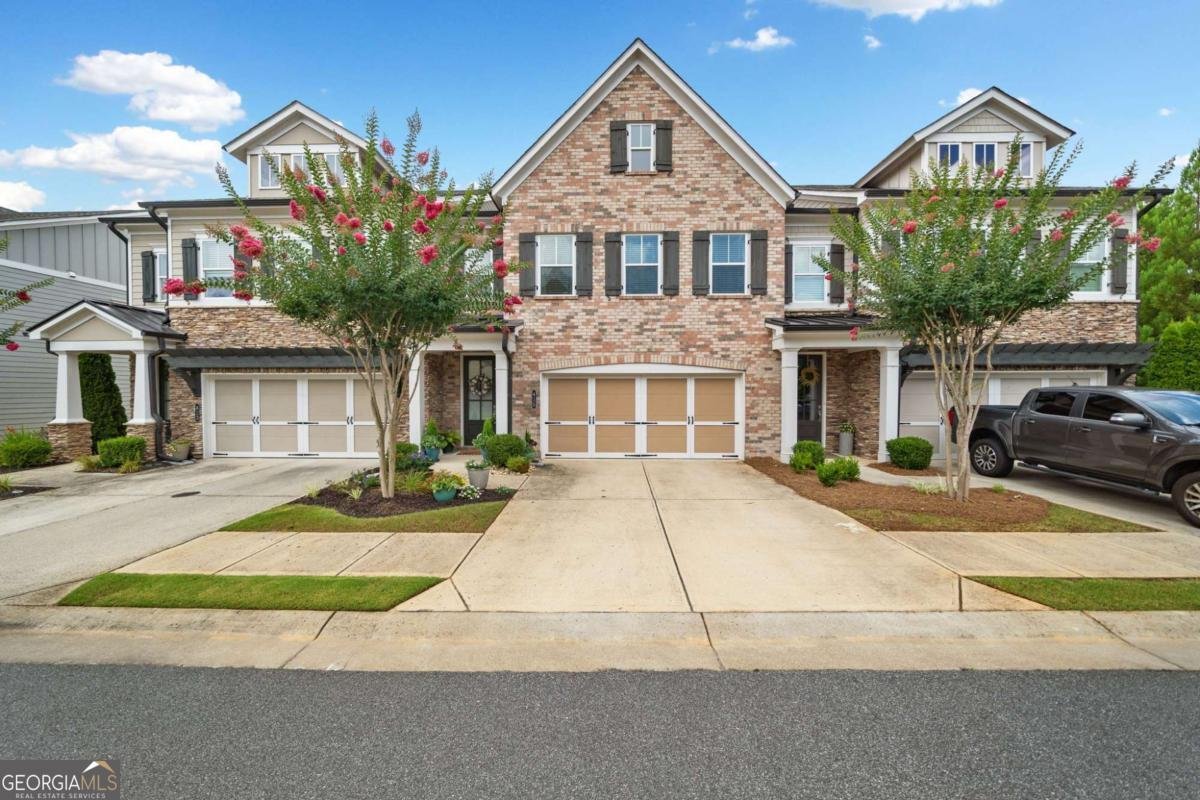 415 Bellehaven Lane Woodstock - 1