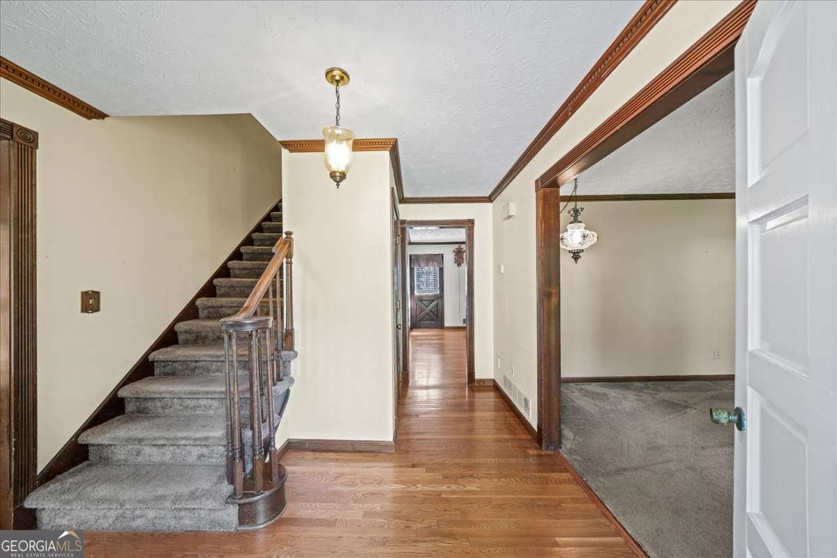 5177 Riverhill Road Marietta - 2