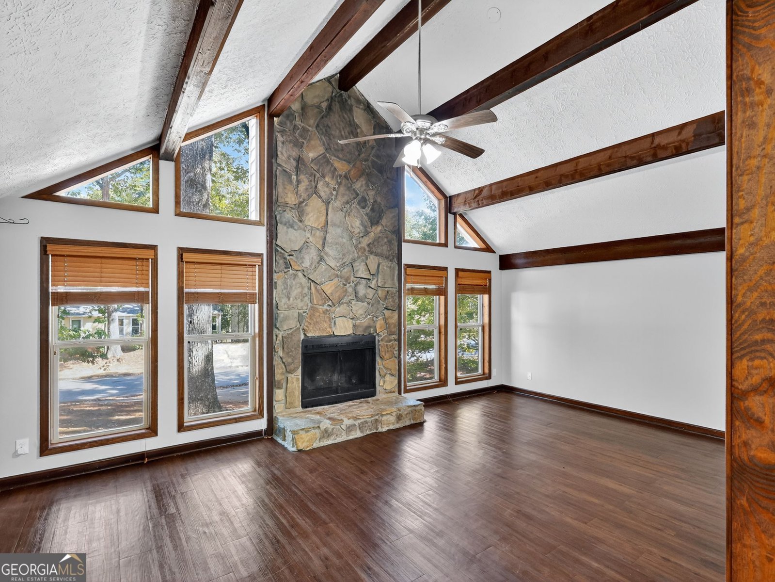 824 Post Road Circle Stone Mountain - 2