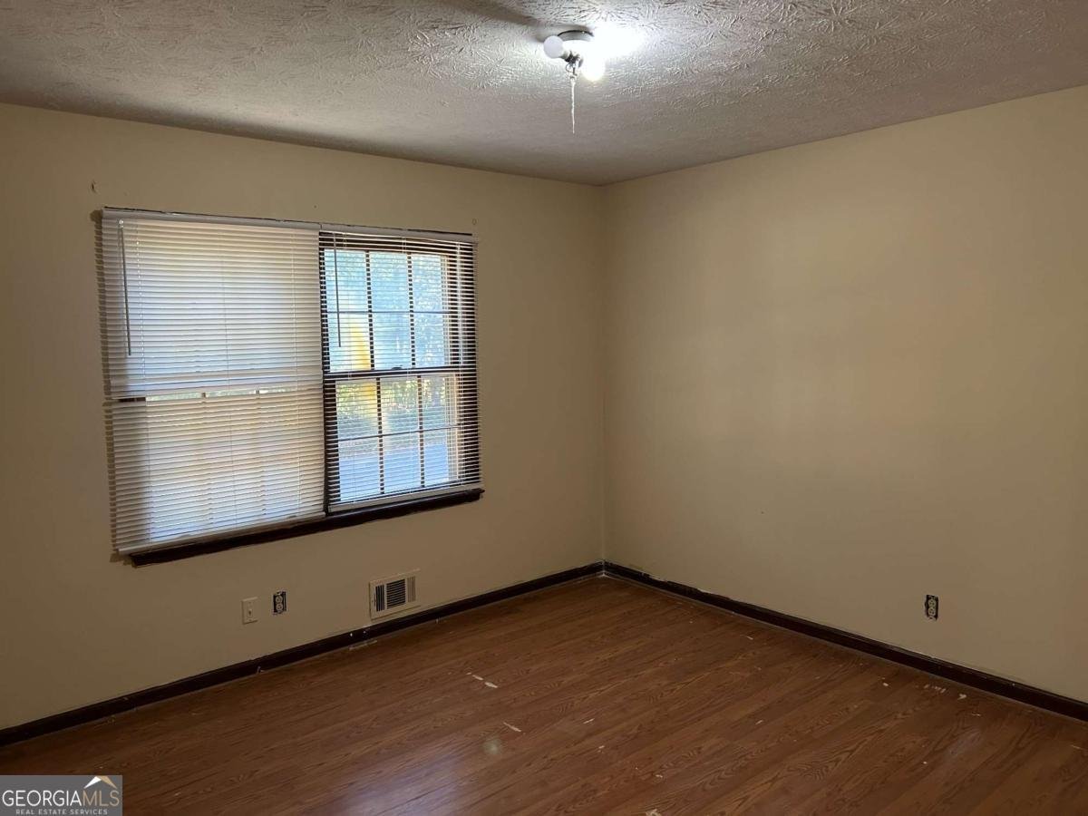 1530 OLEANDER Lane Lilburn - 6