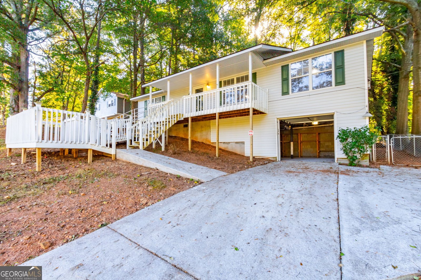 4908 Tarleton Drive Lilburn - 37