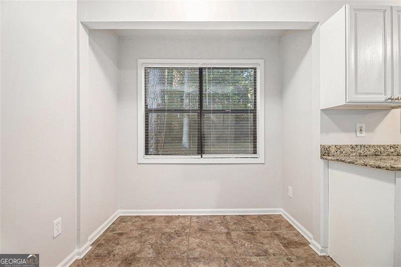 1748 CHARMETH Road Lithonia - 10