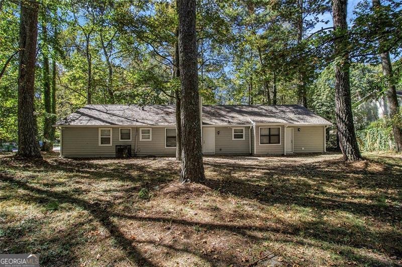 1748 CHARMETH Road Lithonia - 28