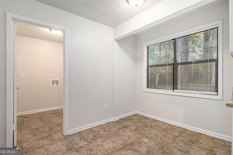 1748 CHARMETH Road Lithonia - 8