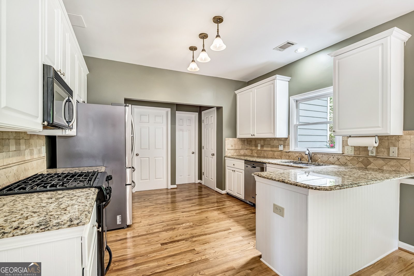 1250 Rosewood Drive Alpharetta - 20