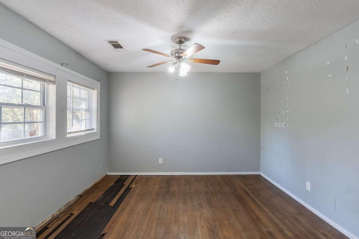 1337 Pineglen Drive Riverdale - 2