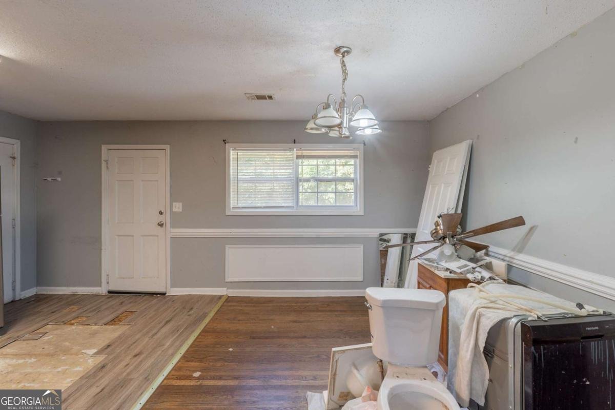 1337 Pineglen Drive Riverdale - 5