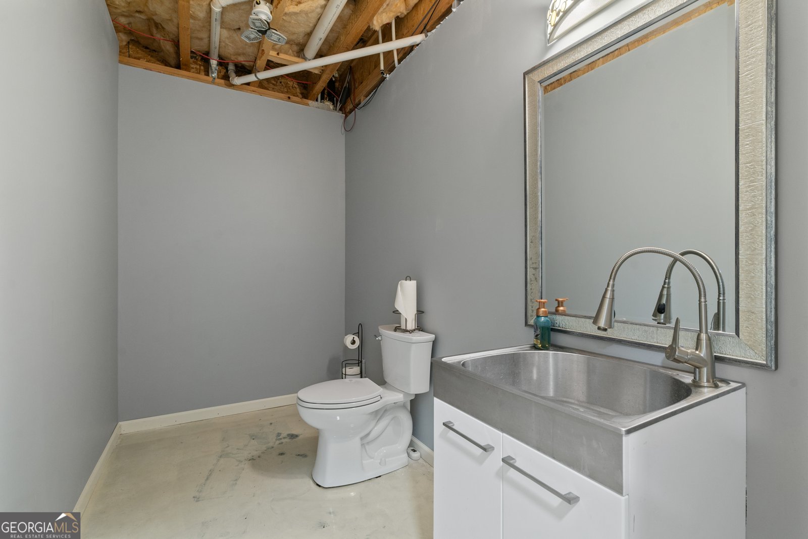 1050 Silver Thorne Drive Loganville - 53