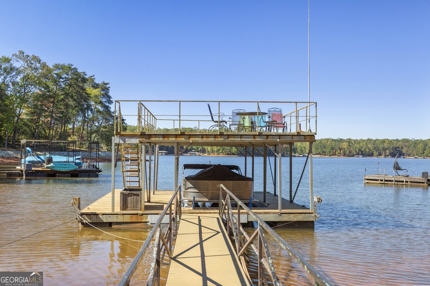 130 Sherry Lane Fair Play - 33