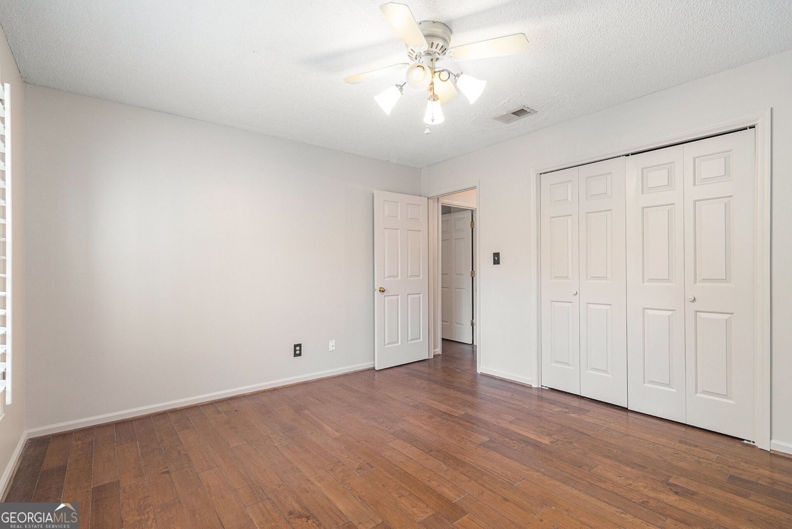 308 River Glen Drive Roswell - 27
