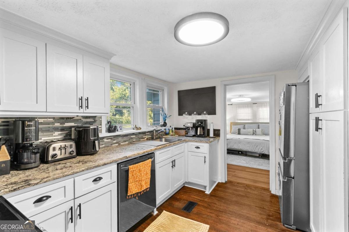 399 Jackson Street Buford - 10