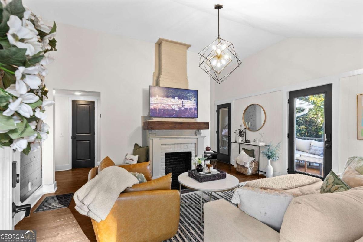 399 Jackson Street Buford - 5