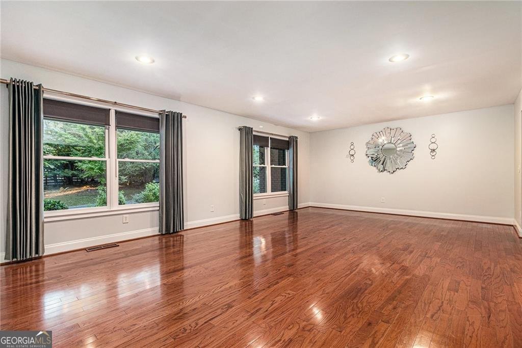 3600 Cedar Knoll Drive Roswell - 10