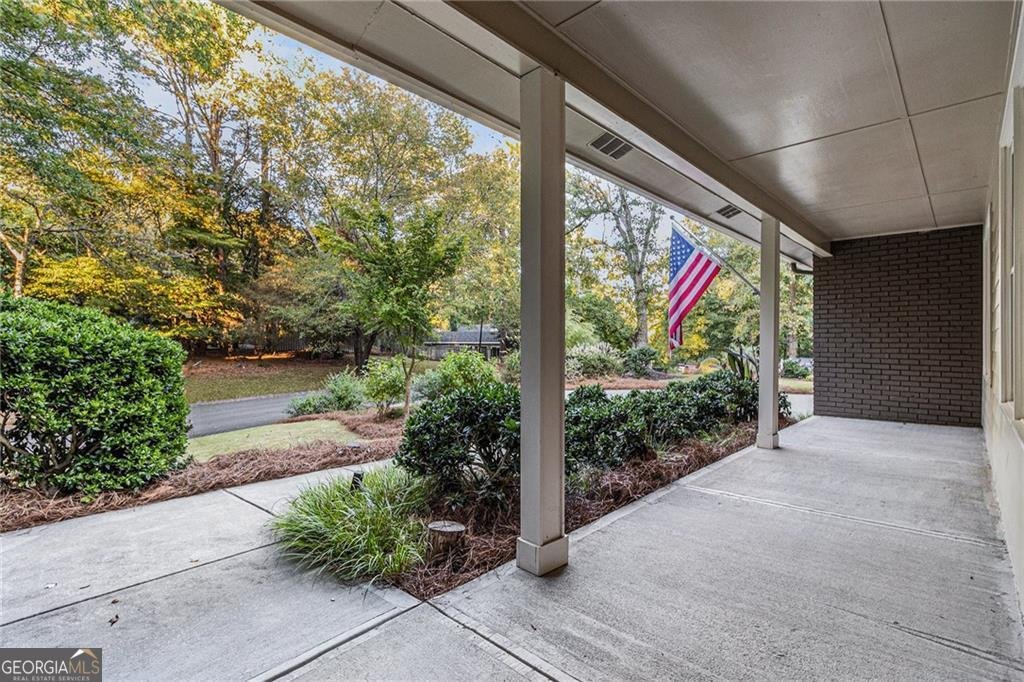 3600 Cedar Knoll Drive Roswell - 40