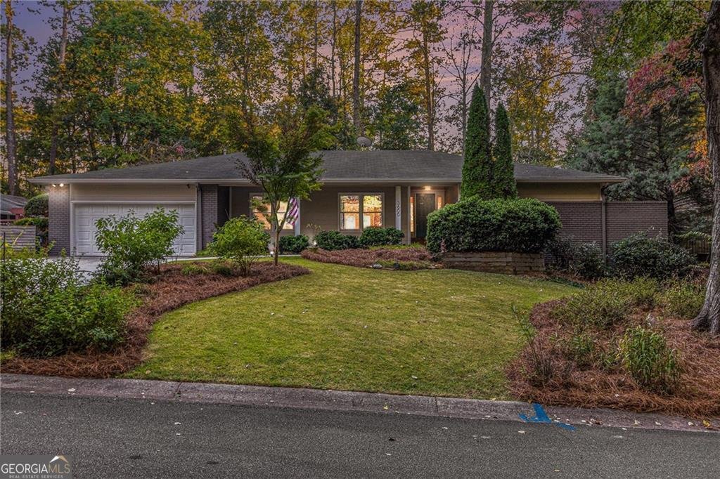 3600 Cedar Knoll Drive Roswell - 42