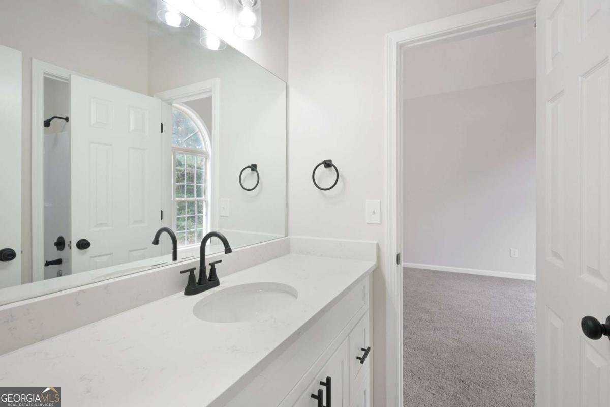 200 Clear Spring Lane Oxford - 1