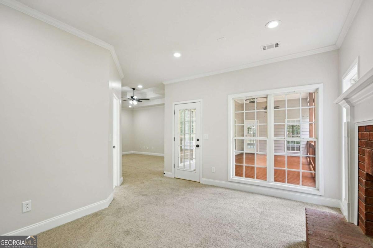 200 Clear Spring Lane Oxford - 10