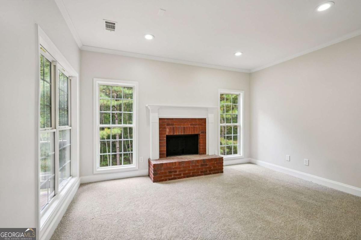 200 Clear Spring Lane Oxford - 9