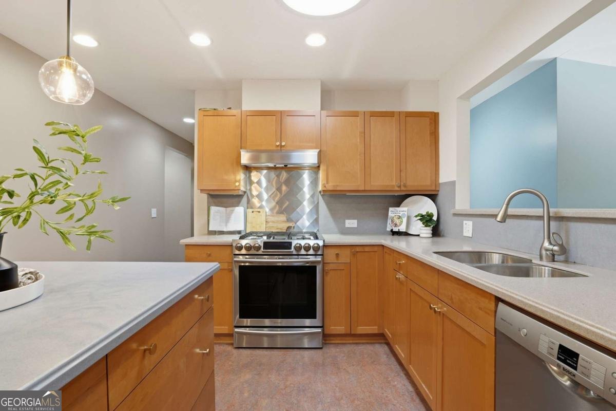 2702 Pangborn Road Decatur - 2