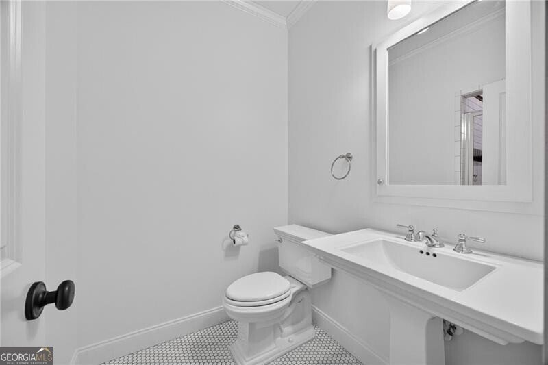 1330 Lanier Boulevard Atlanta - 35