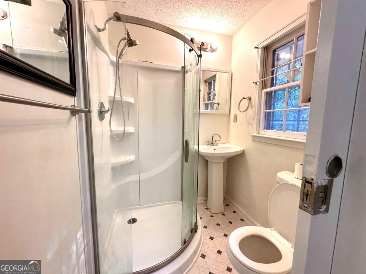 315 Greenwood Drive Lilburn - 13