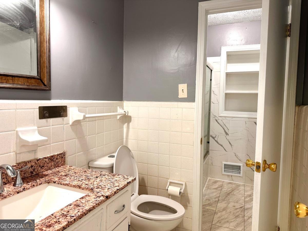 315 Greenwood Drive Lilburn - 18