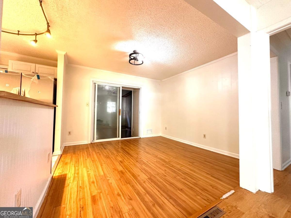 315 Greenwood Drive Lilburn - 8