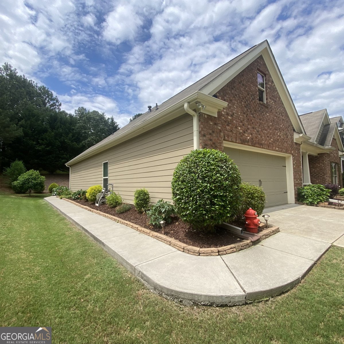 8040 Gracen Drive Gainesville - 28