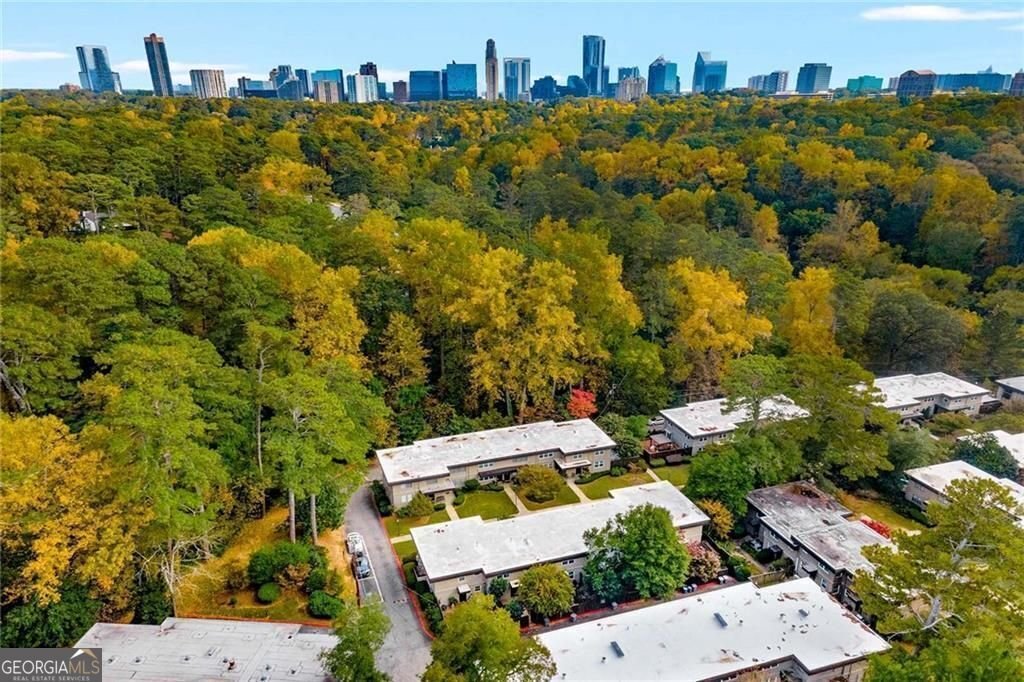 323 Lakemoore Drive Atlanta - 3