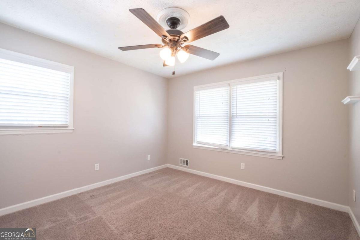 2021 Collinswood Drive Snellville - 22