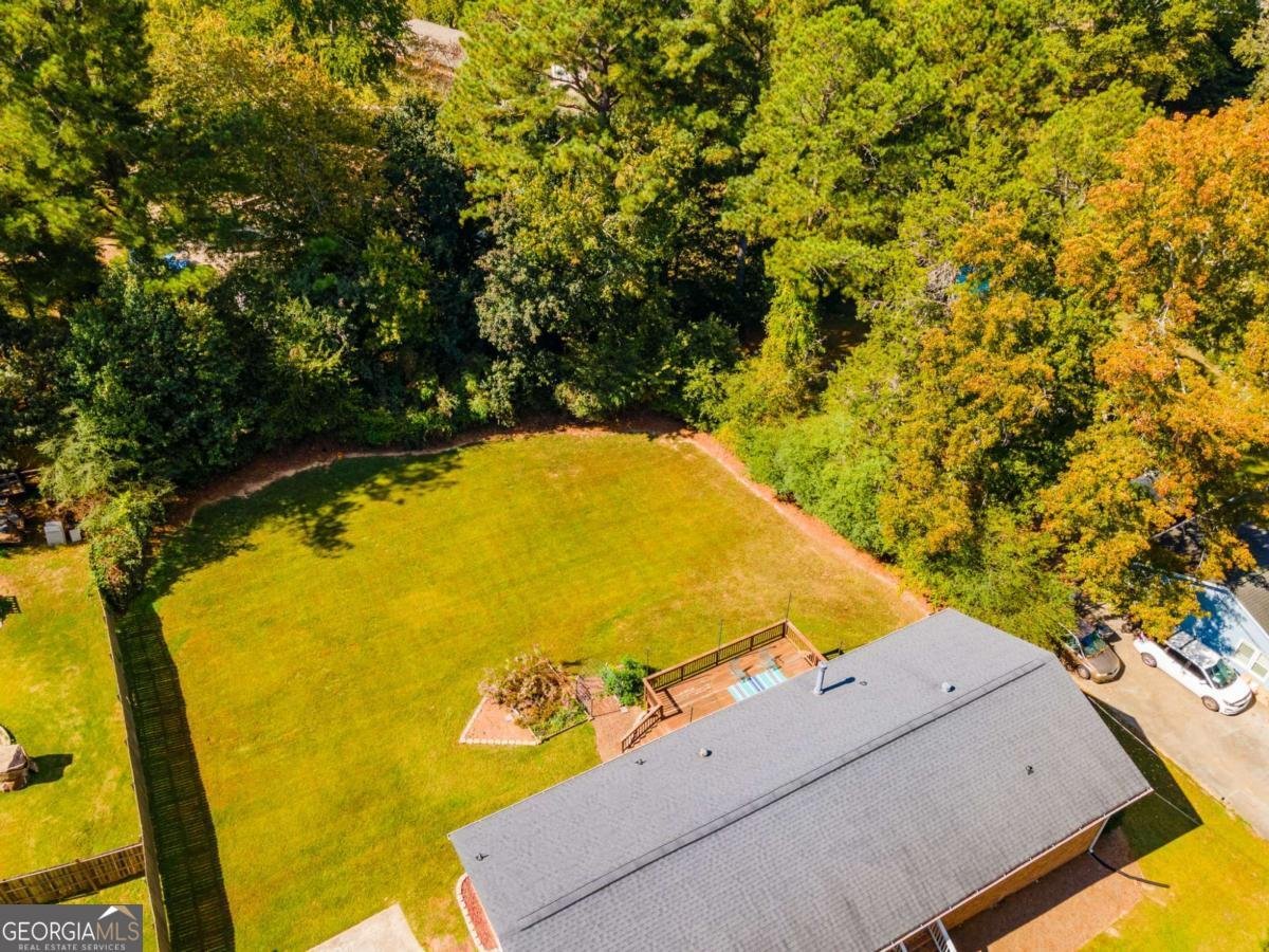 2021 Collinswood Drive Snellville - 38