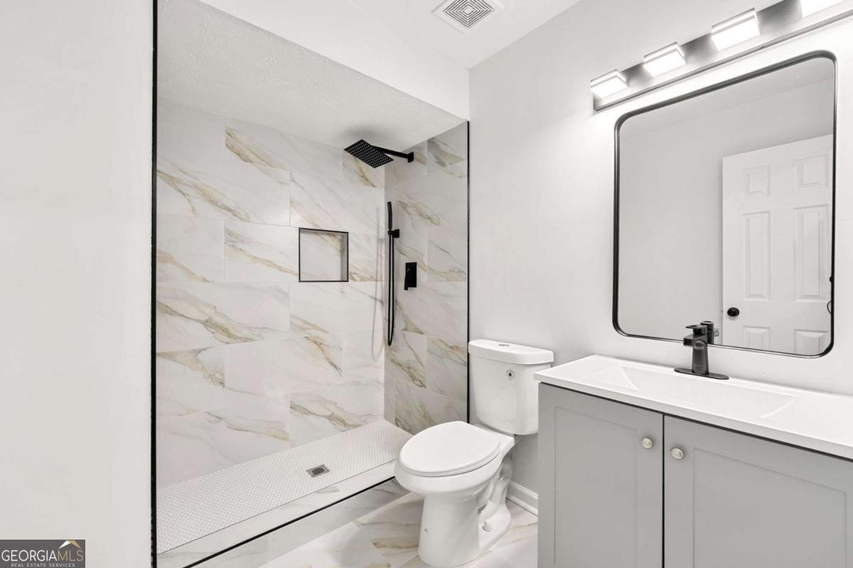 2071 Scarbrough Trail Stone Mountain - 16