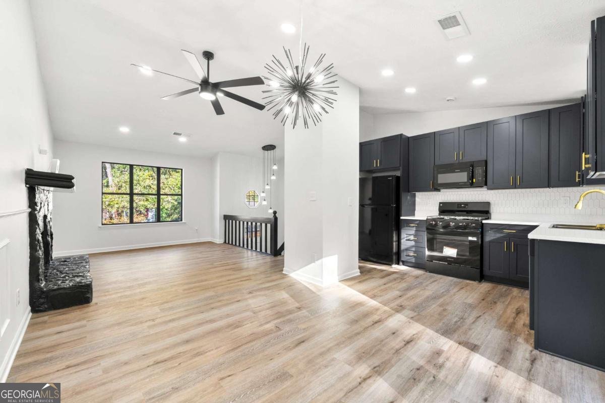 2071 Scarbrough Trail Stone Mountain - 4