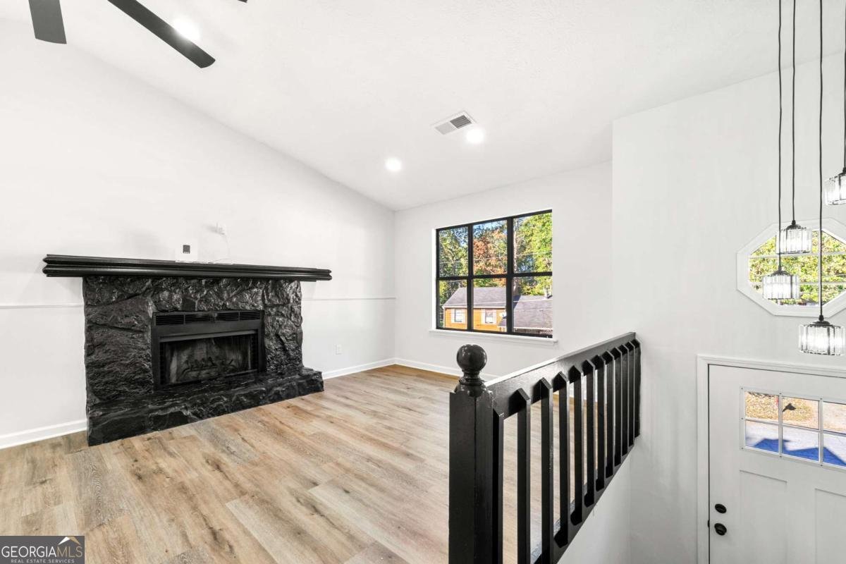 2071 Scarbrough Trail Stone Mountain - 5