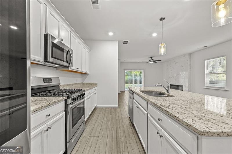 370 GOLDEN EAGLE Braselton - 17