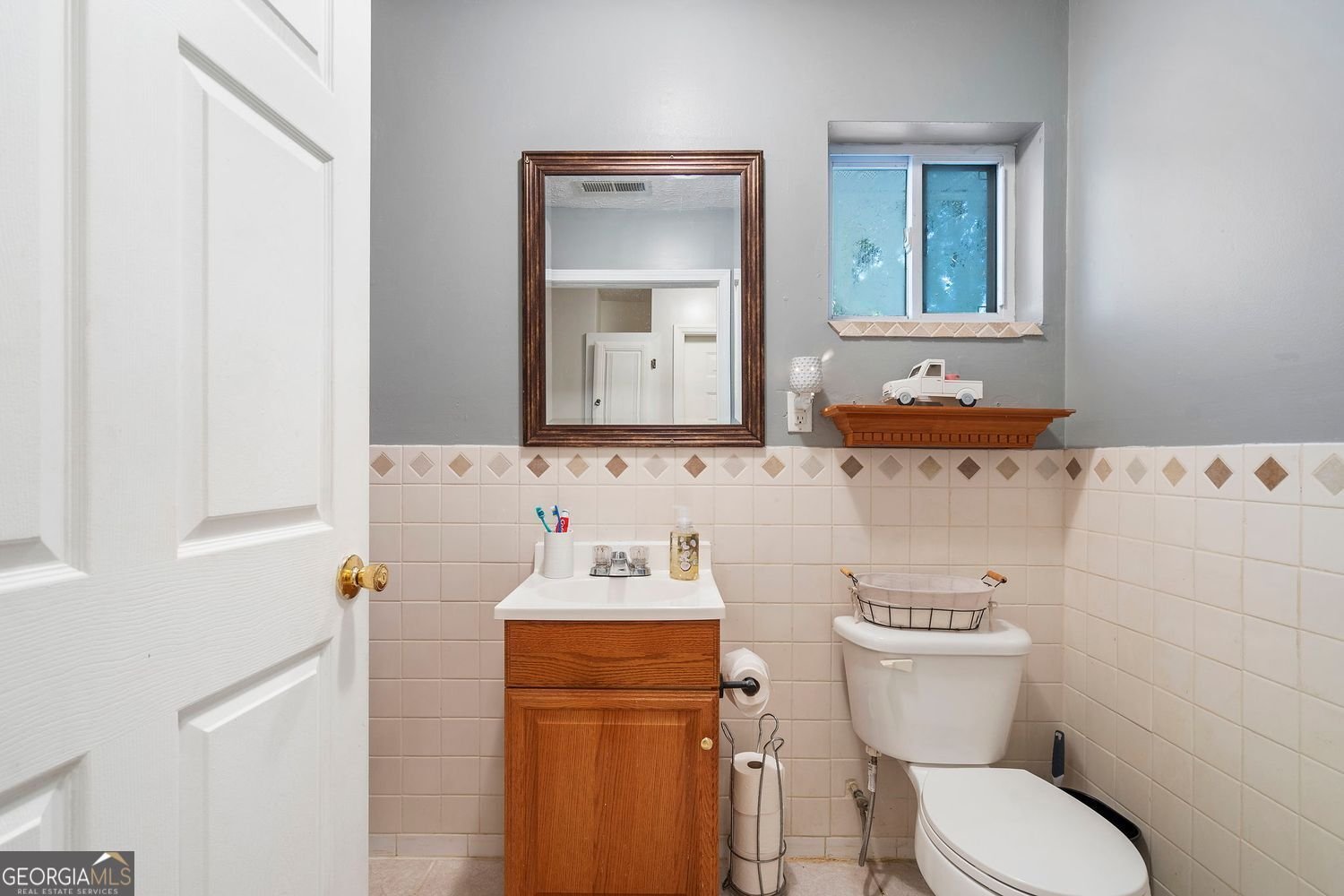 244 Stonehedge Drive Cleveland - 32