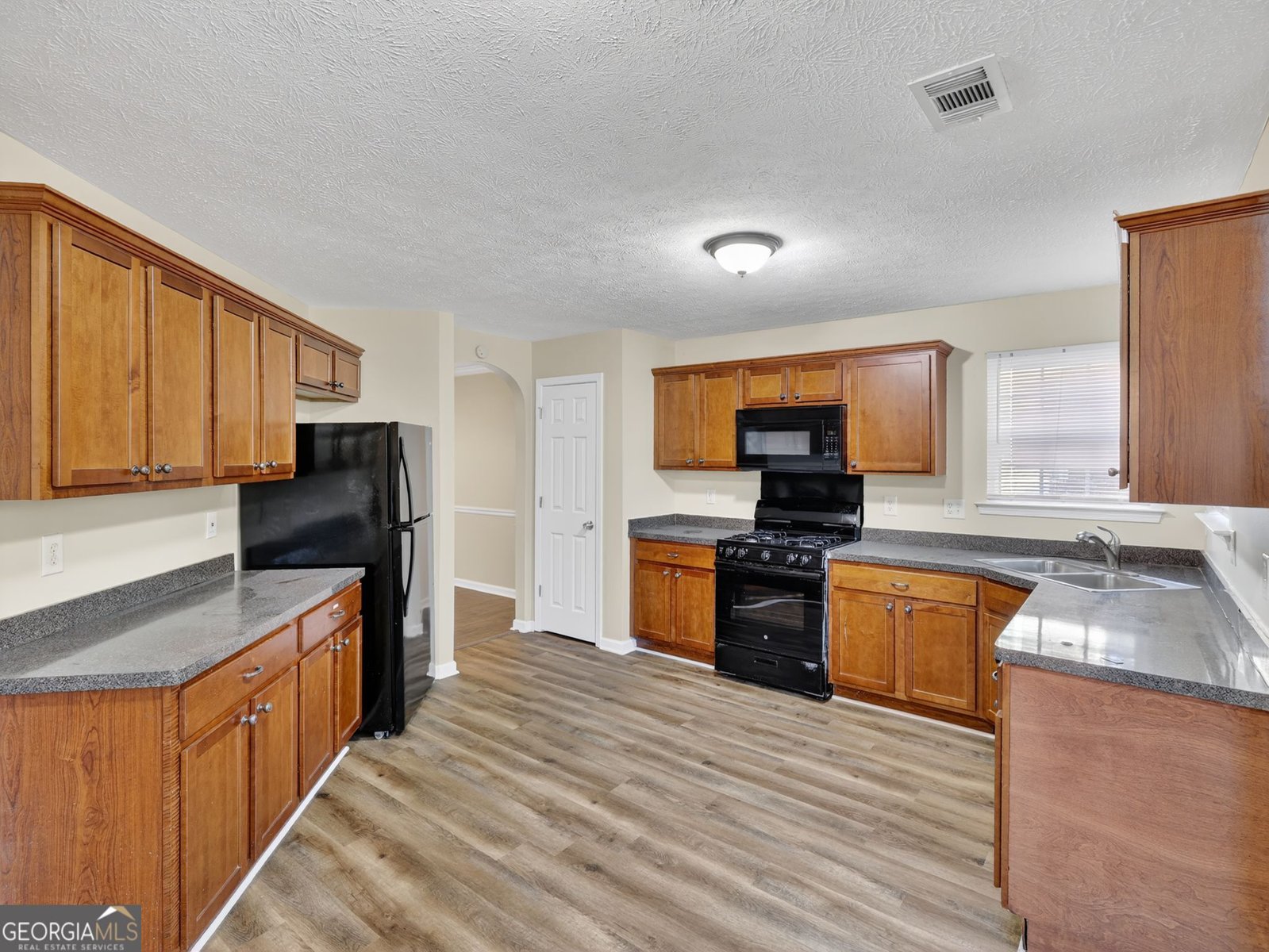 327 Sapphire Bend Riverdale - 15