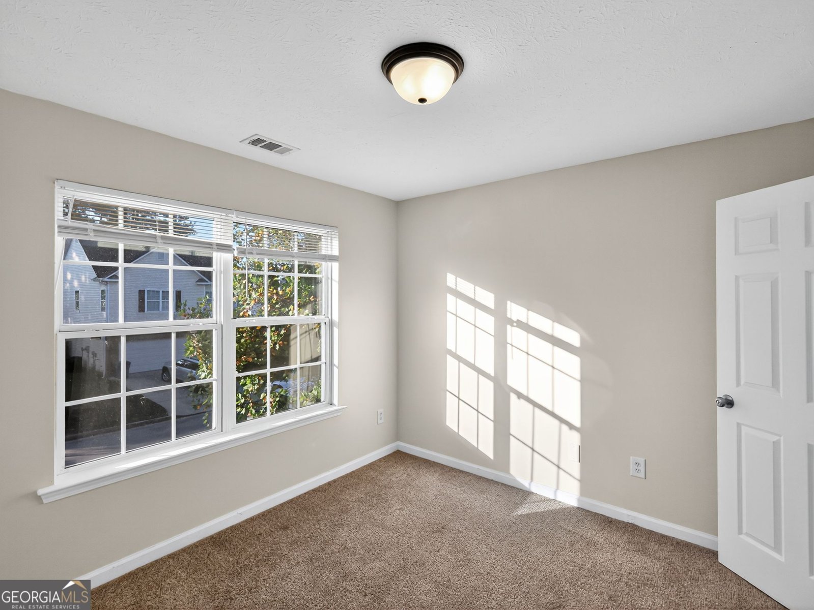 327 Sapphire Bend Riverdale - 24