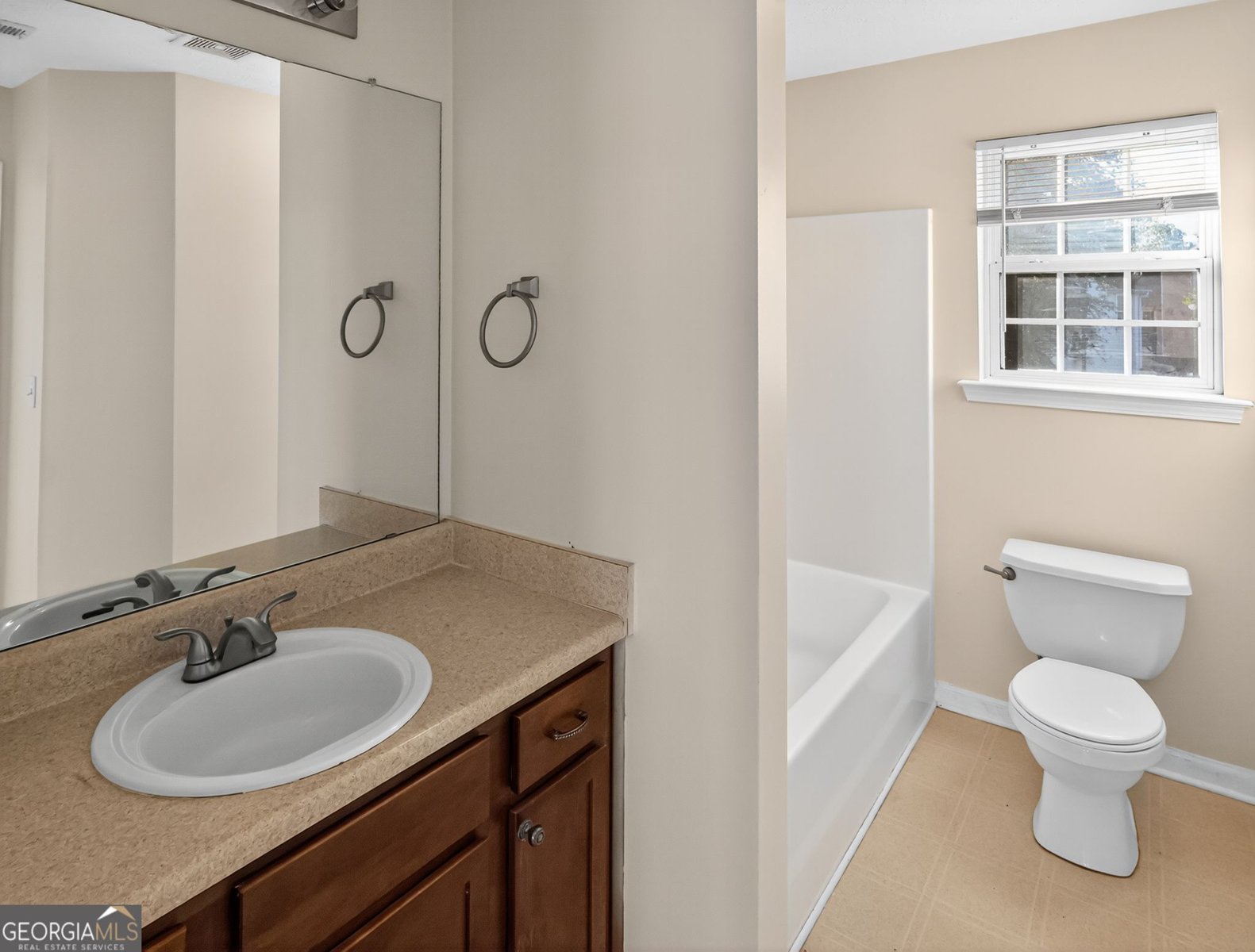 327 Sapphire Bend Riverdale - 30