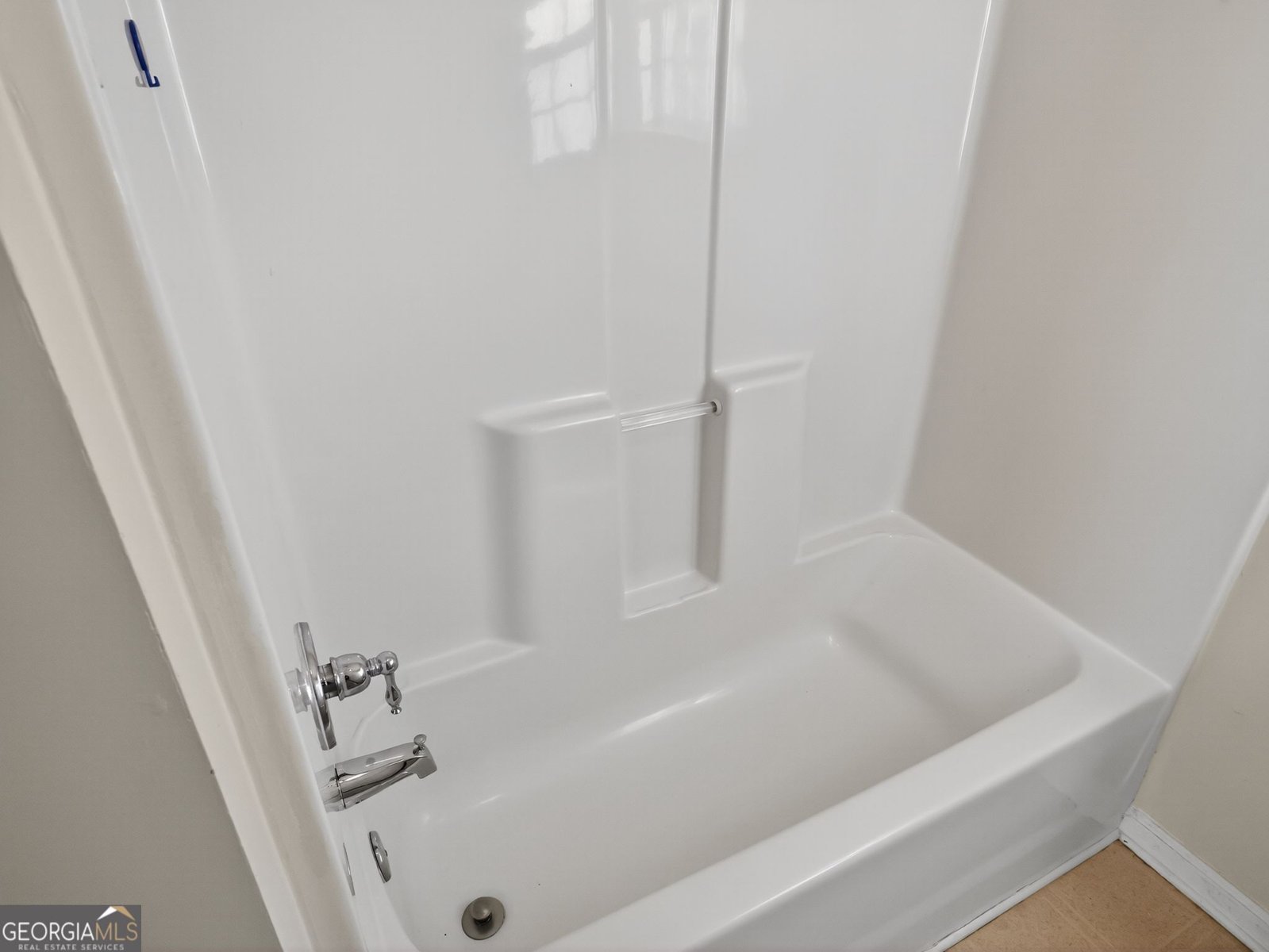 327 Sapphire Bend Riverdale - 32