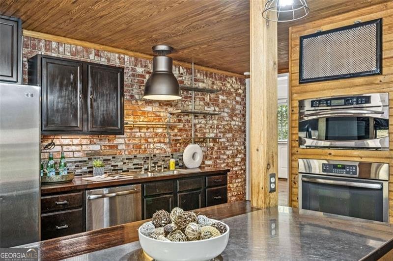 1955 Vance Drive Atlanta - 29