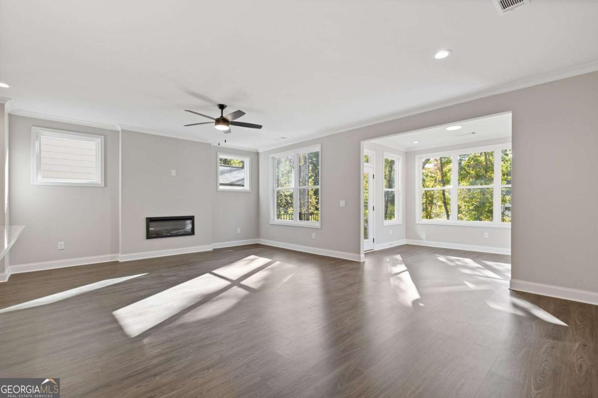 1944 William Glen Street Dacula - 12