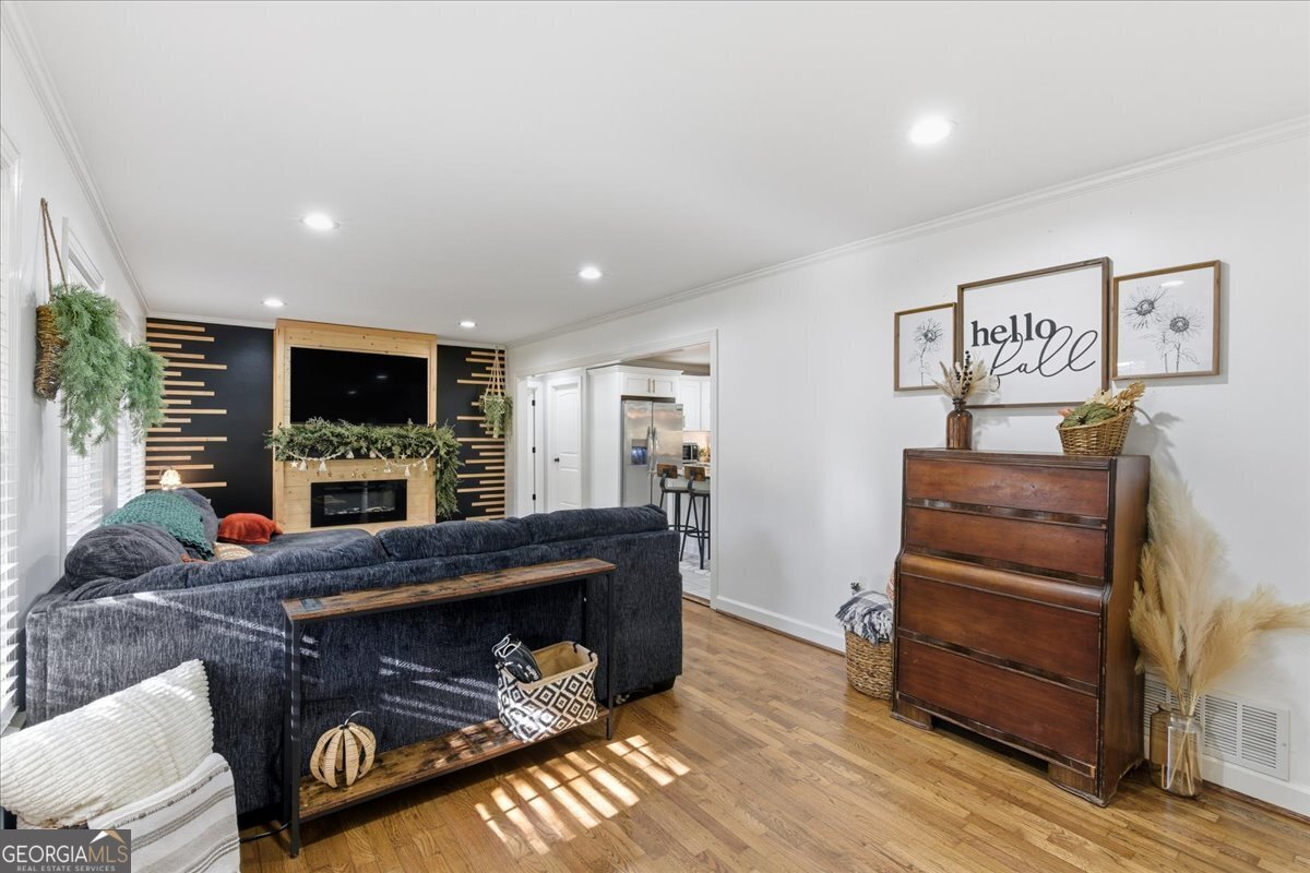 7 Thrushwood Road Rome - 3