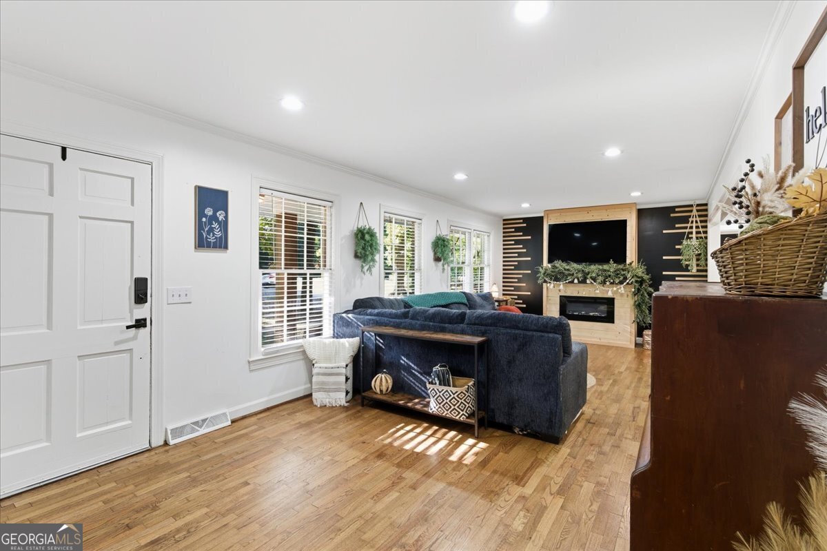 7 Thrushwood Road Rome - 5