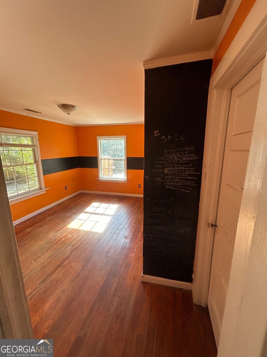 240 5th Avenue Winder - 17