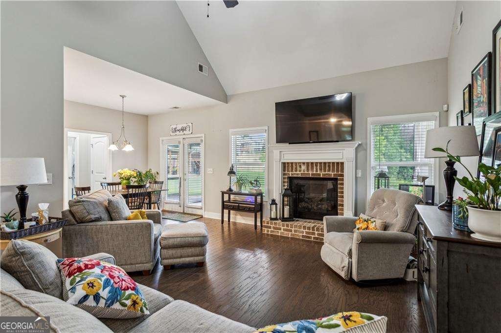 297 Cobblestone Trail Dallas - 10